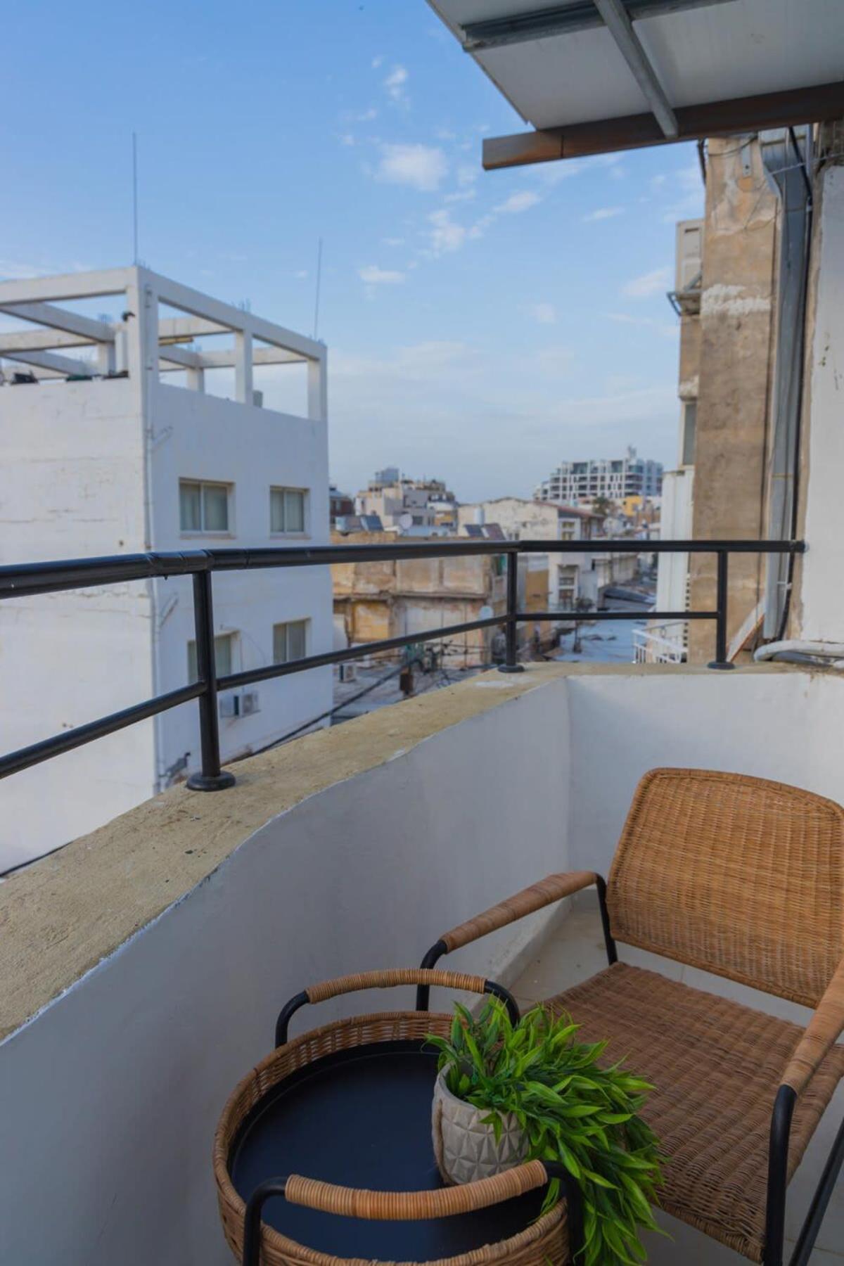 Carmel Market Roof Top Designed Apartment