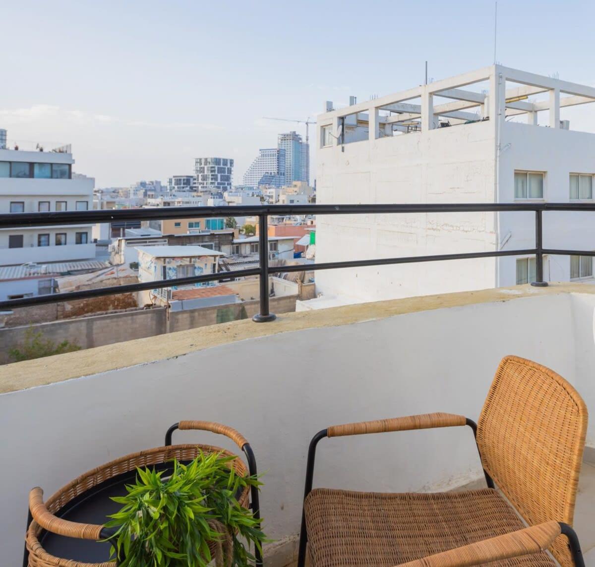 Apartment Carmel Market Roof Top Designed *